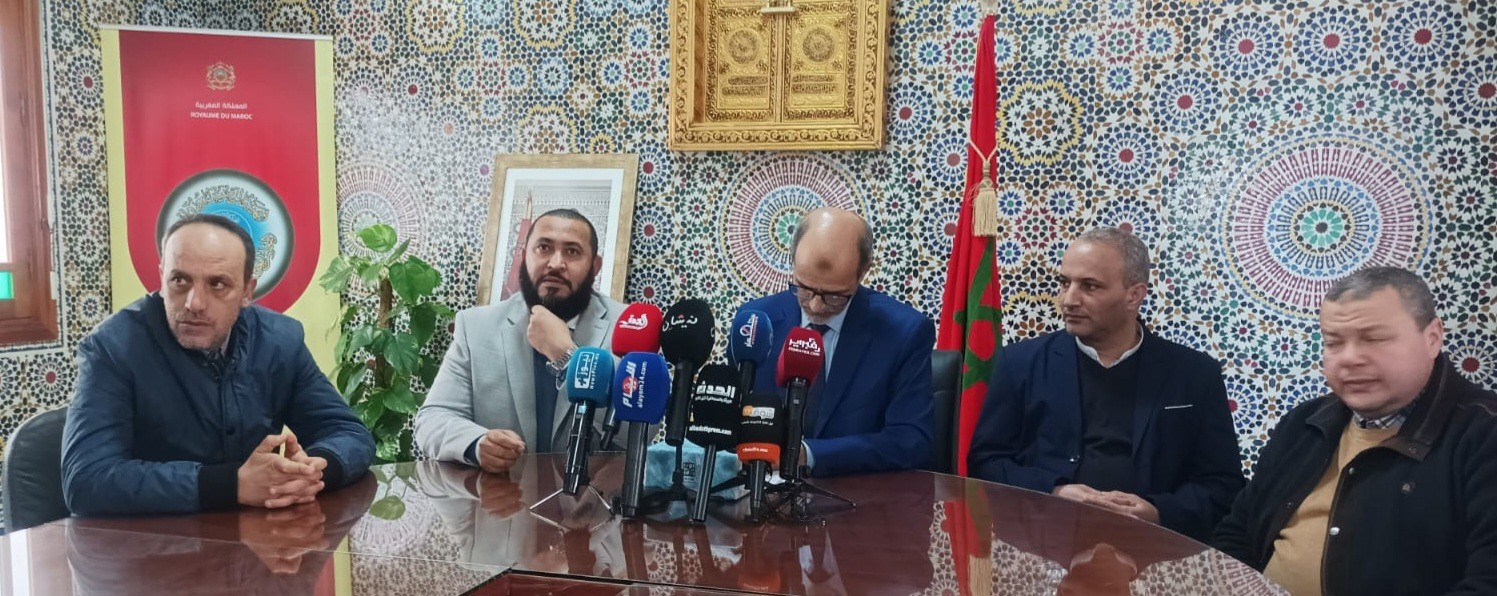 مسؤول بمجلس عدول الرباط يتهم بعض الموثقين باحتكار توثيق العقار المحفظ