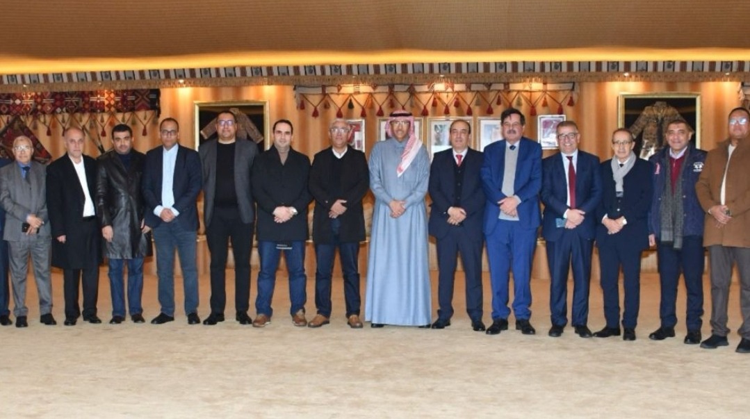 السفير السعودي يتضامن مع الأسر المتضررة من الفيضانات ويستعرض دينامية العلاقات المغربية-السعودية