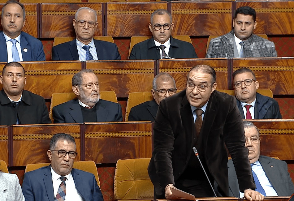 أوزين ينتقد "إقصاء" أجراء القطاع الخاص من العطلة الاستثنائية