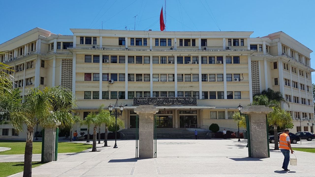 ولاية جهة طنجة  تنفي قيام السلطات المحلية  بإجراء إحصاء لسكان القصر الكبير المتواجدين حاليا بطنجة
