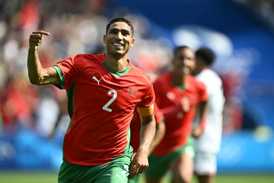 حكيمي يعلق على نهاية مرحلة الركراكي ويكشف هدف المنتخب في المرحلة المقبلة مع وهبي