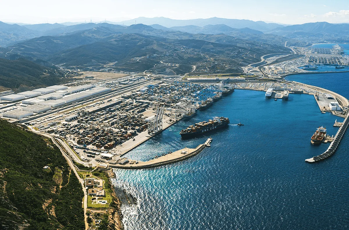 تقرير: ميناءا طنجة المتوسط والدار البيضاء ضمن المراتب الأولى عربيا في مؤشر الربط بشبكة الملاحة العالمية