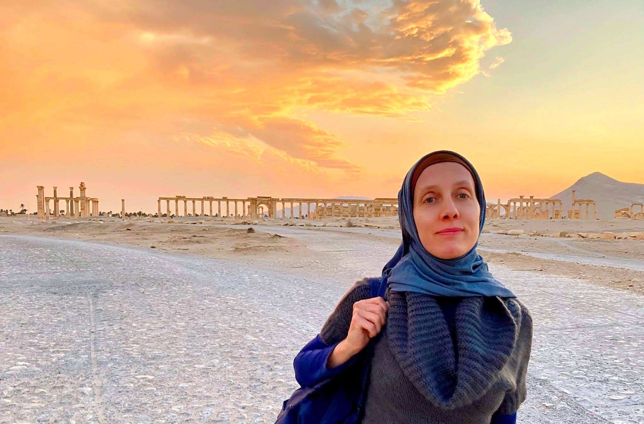 فصيل موالٍ لإيران يعلن الإفراج عن صحافية أمريكية مختطفة في بغداد