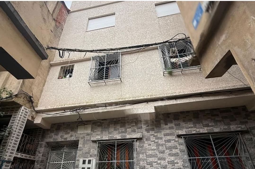 طنجة تودّع في جنازة مهيبة أسرة كاملة لقيت مصرعها اختناقاً