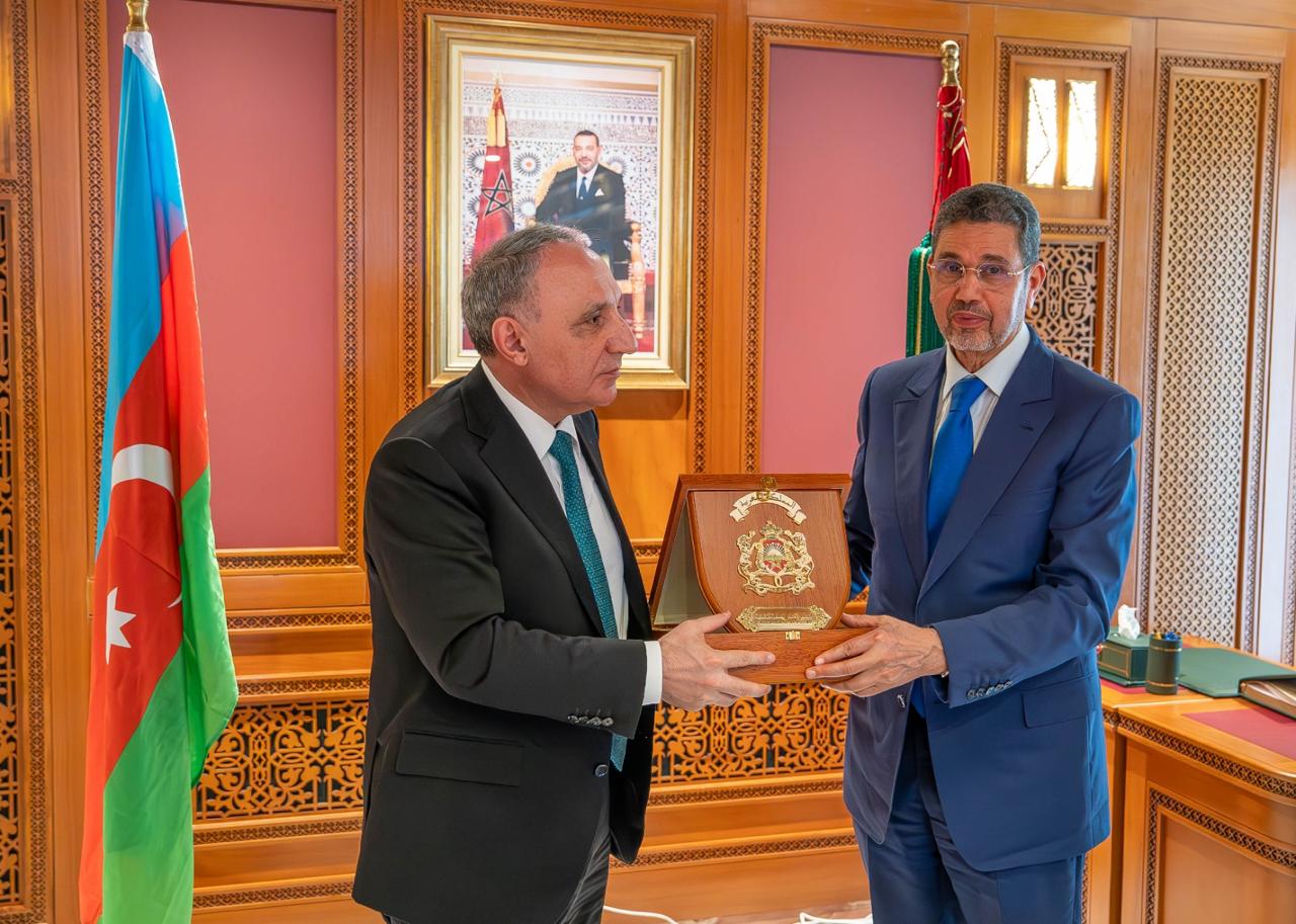 عبد النباوي يستعرض نجاحات إصلاح القضاء المغربي في لقاء جمعه بالمدعي العام الأذربيجاني