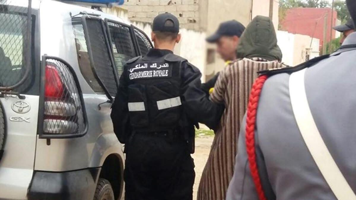 جريمة أسرية بشعة تهز أزيلال.. شاب ينهي حياة والدته وشقيقين ويصيب آخر بجروح خطيرة