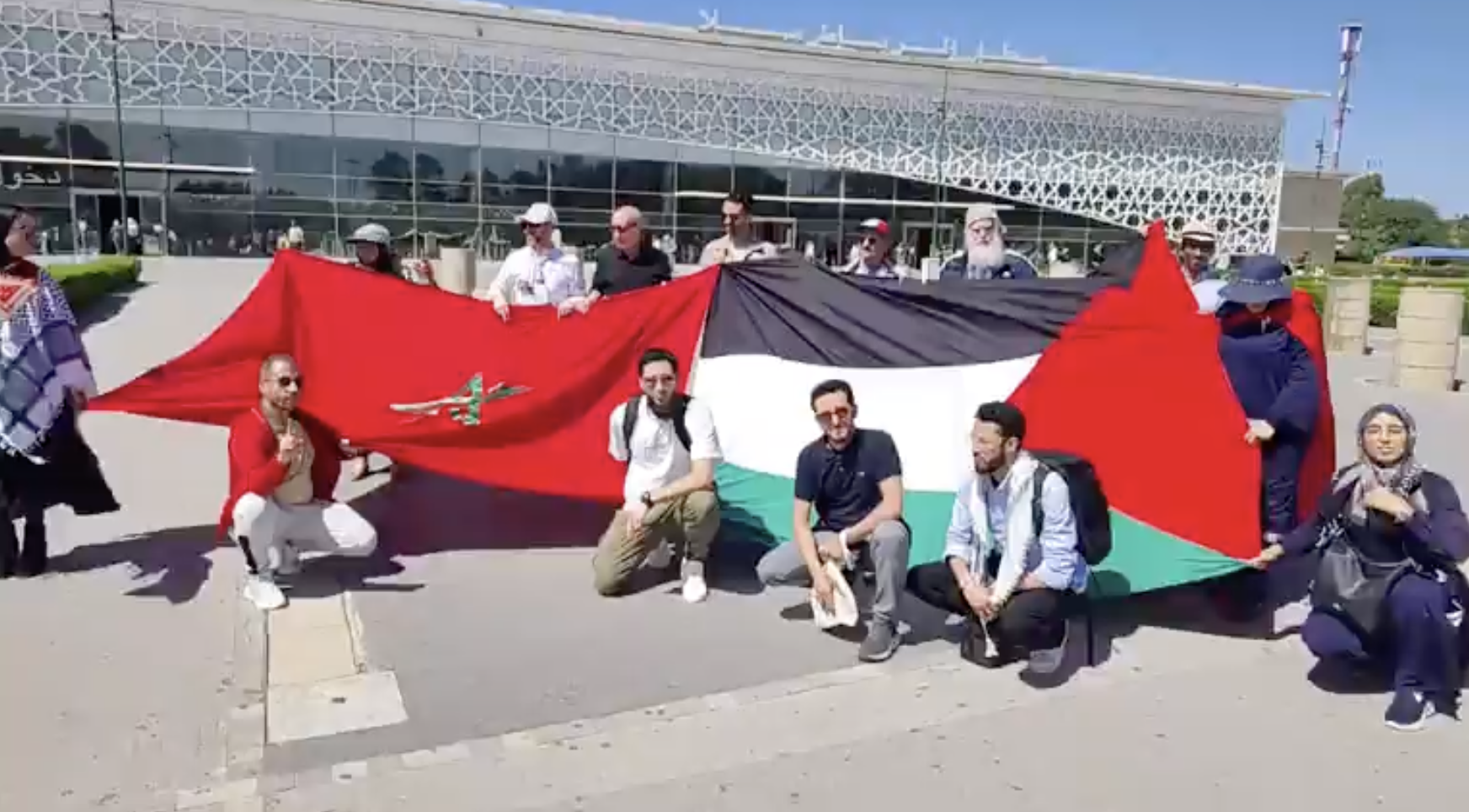 نشطاء مغاربة يغادرون الرباط للالتحاق بـ“أسطول الصمود” المتجه إلى غزة