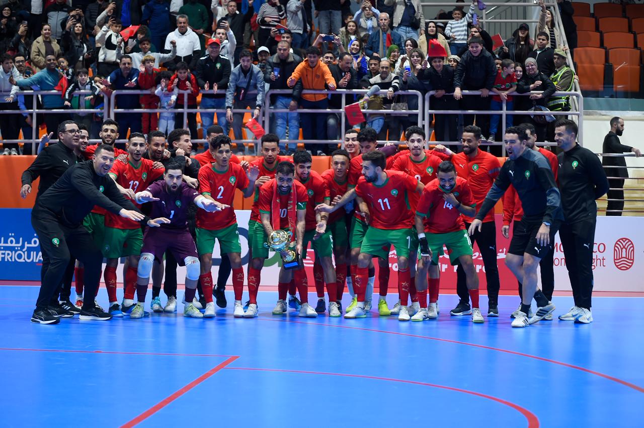 المنتخب الوطني المغربي لكرة القدم داخل القاعة يتوج بدوري بركان الدولي