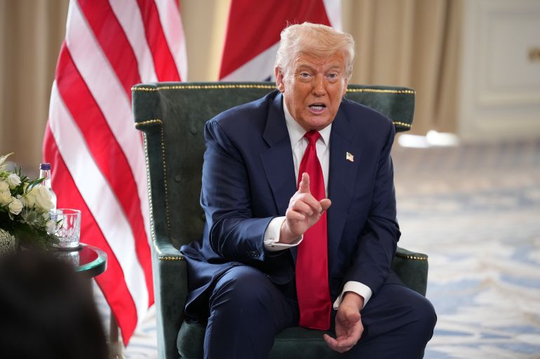 ترامب مهددا ايران: "افتحوا المضيق اللعين أيها الأوغاد المجانين وإلا فستعيشون في الجحيم"