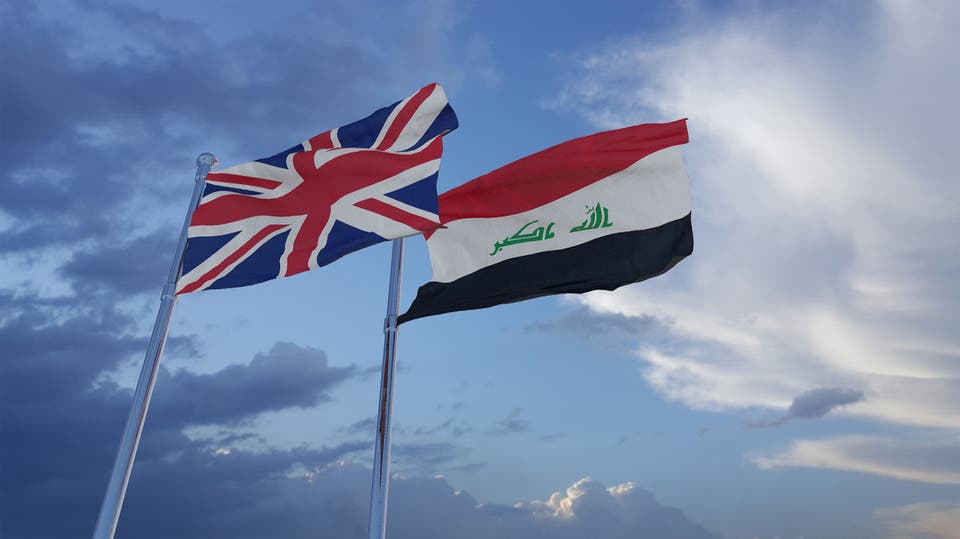السفير البريطاني في بغداد يصف الفصائل المسلحة بـ"المافيا" وينتقد النفوذ الإيراني