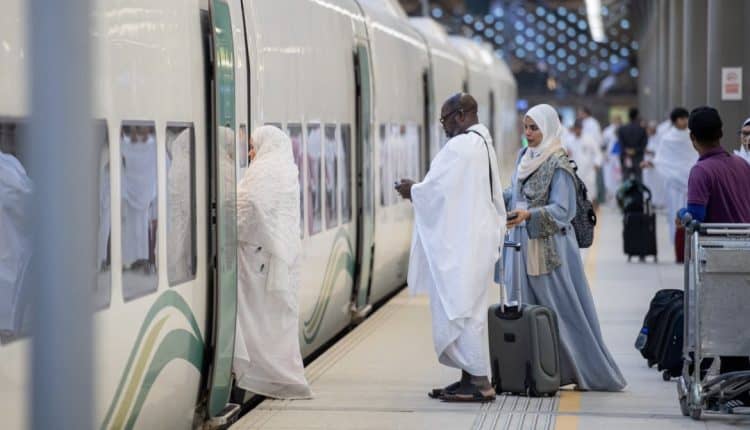 قطار الحرمين يرفع طاقته إلى 2.21 مليون مقعد خلال موسم الحج