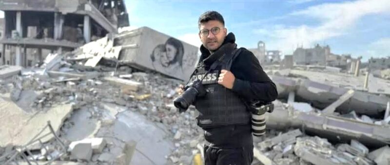 منح جائزة « القلم الذهبي » لحرية الصحافة للمصورين الصحافيين في غزة