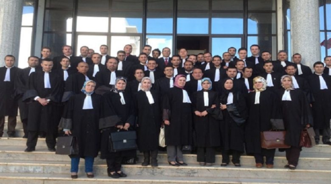 نقباء المحامين يدعون للتعبئة للدفاع عن مهنة المحاماة ويرفضون تعديلات قانون المهنة