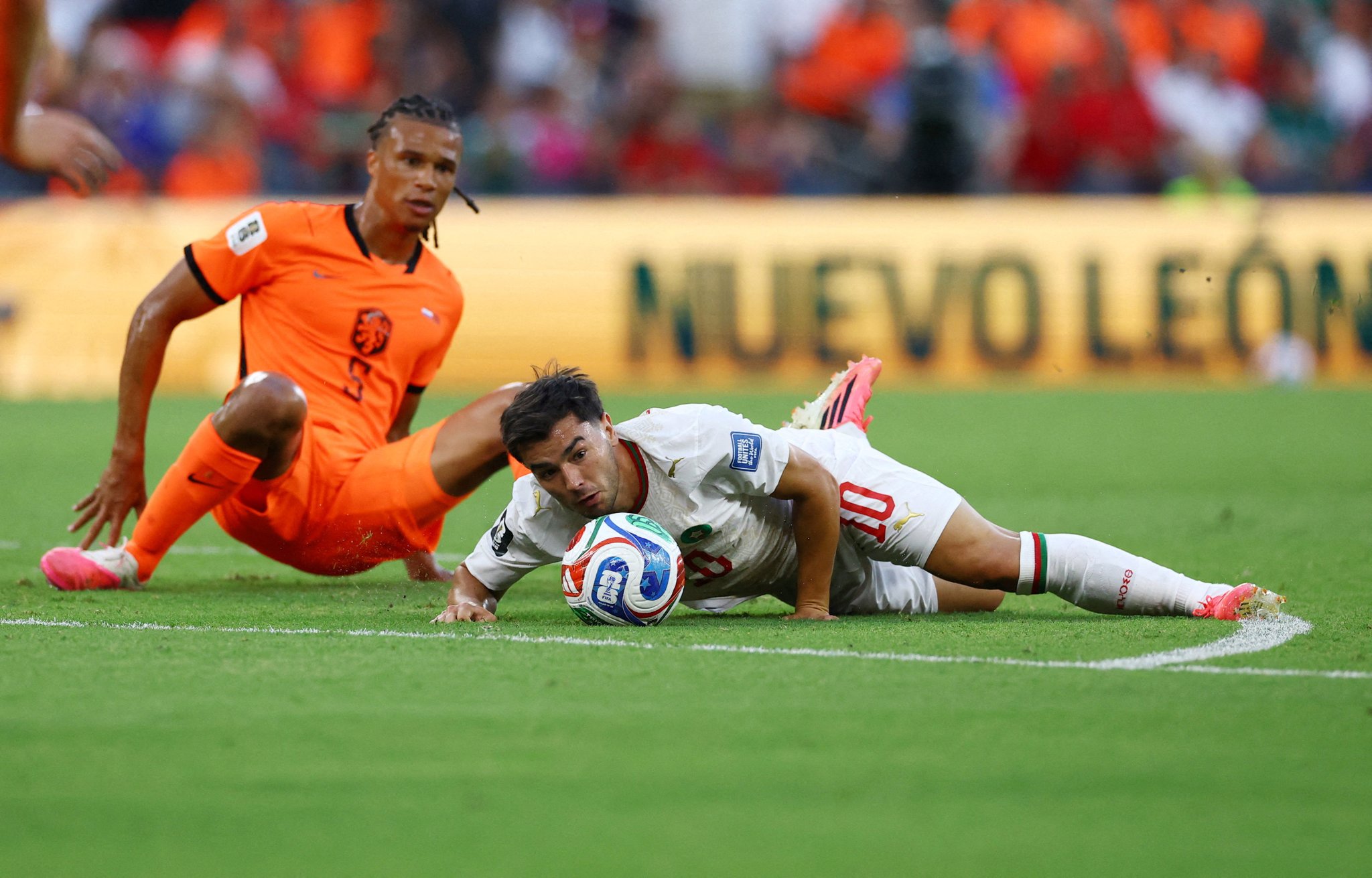 مونديال 2026: الضربات الترجيحية تقود المنتخب الوطني المغربي إلى ثمن النهائي على حساب هولندا