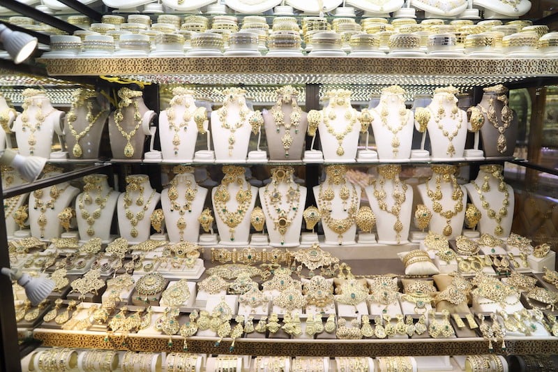 استمرار ارتفاع أسعار الذهب في المغرب يثير ترقب المستهلكين والمستثمرين