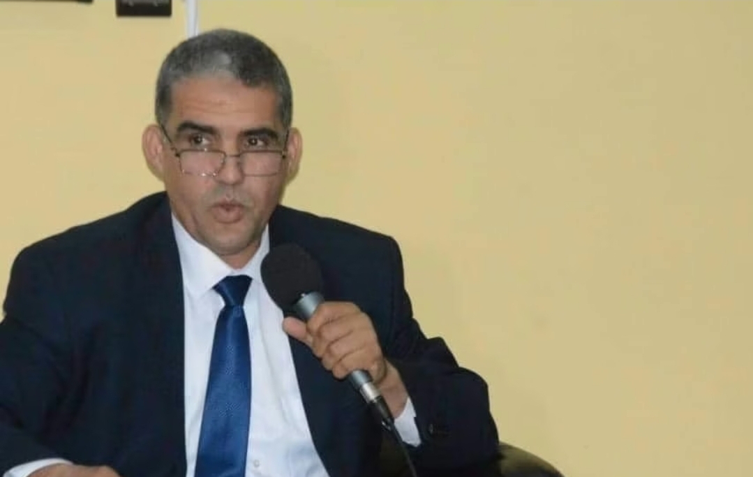 بعد إعفائه بسبب تسجيلات مع طالبة .. عميد كلية اللغة العربية بمراكش يرد ويتحدث عن "تصفية حسابات"