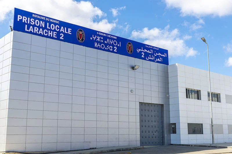العرائش: انتحار سجين داخل زنزانة انفرادية في ظروف غامضة