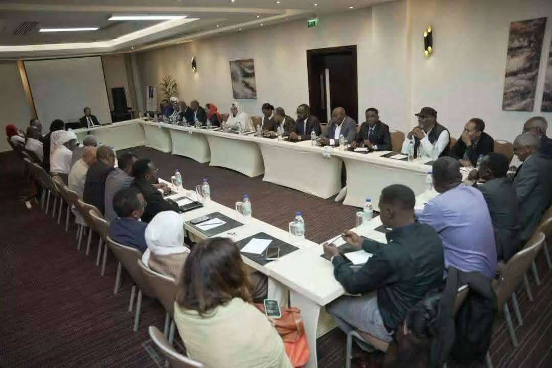 قوى سودانية تبحث في أديس أبابا دعوة البرهان لحوار وطني لإنهاء الحرب