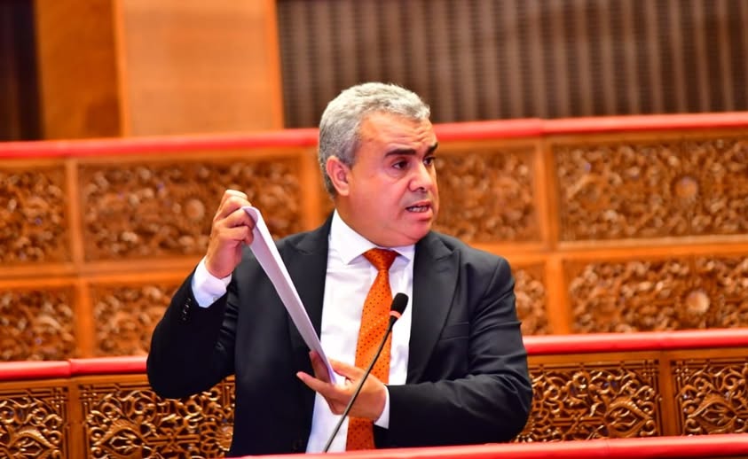 السطي يدعو وزير التعليم العالي إلى عدم حرمان الطلبة الأجراء من الدراسة