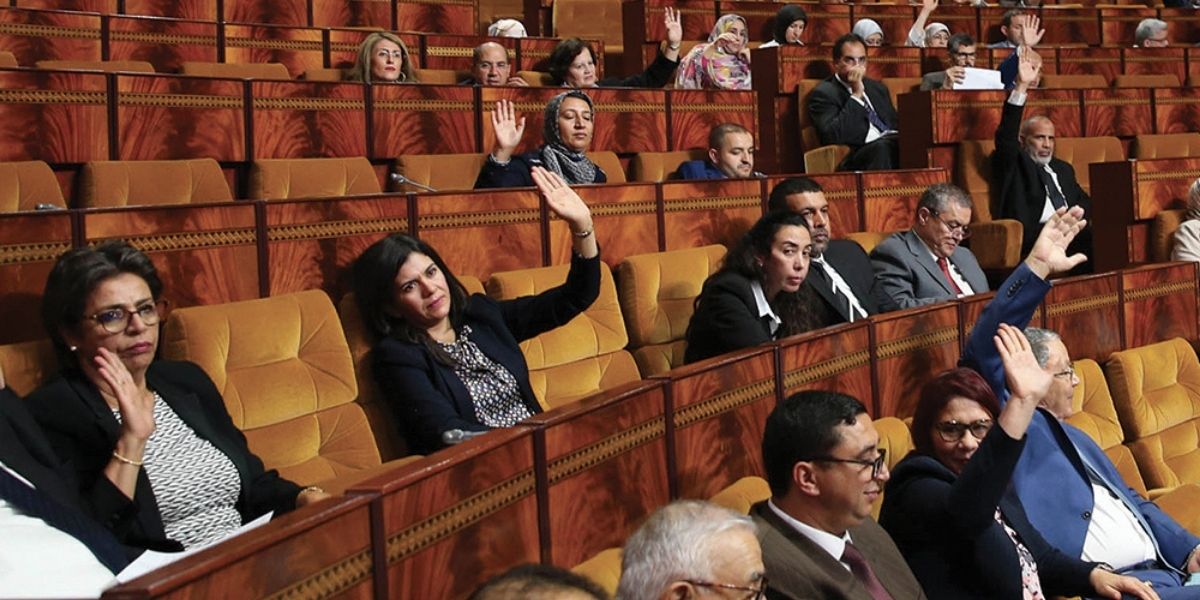 "الكوطا" النسائية تحت المجهر... هل مكنت النساء من ولوج البرلمان أم أبعدتهن عن التنافس؟