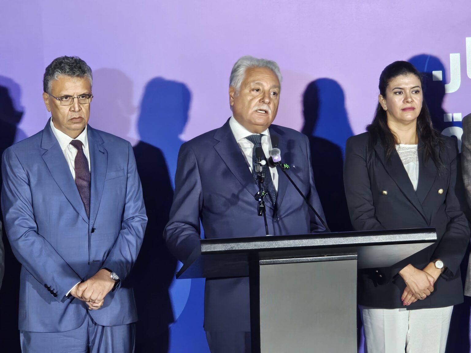 بنعبد الله: ننتظر استكمال المشاورات قبل الحسم في المشاركة بالحكومة