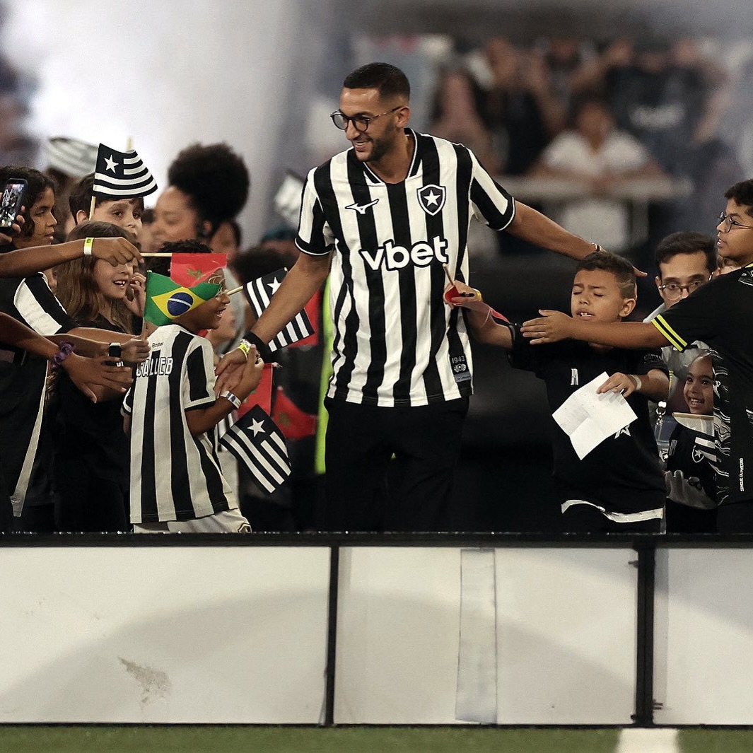 زياش يكشف أسباب انتقاله إلى بوتافوغو ويبقي باب العودة إلى المنتخب المغربي مفتوحا