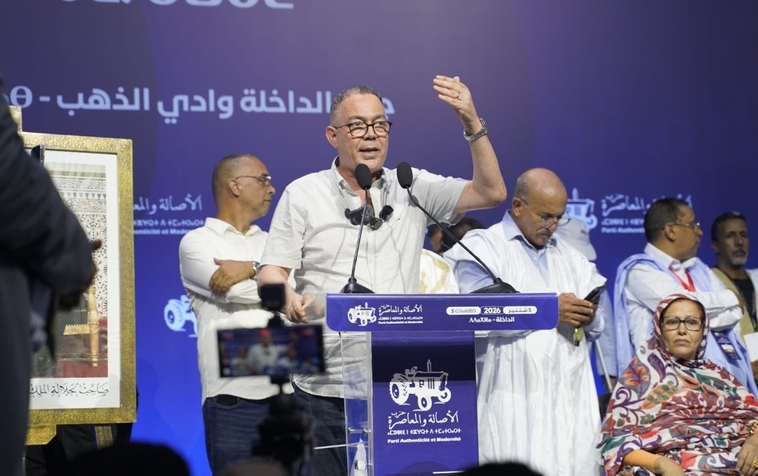 لقجع يتحدى أخنوش لبرمجة رفع الحد الأدنى للأجور إلى 5000 درهم خلال مجلس الحكومة المقبل