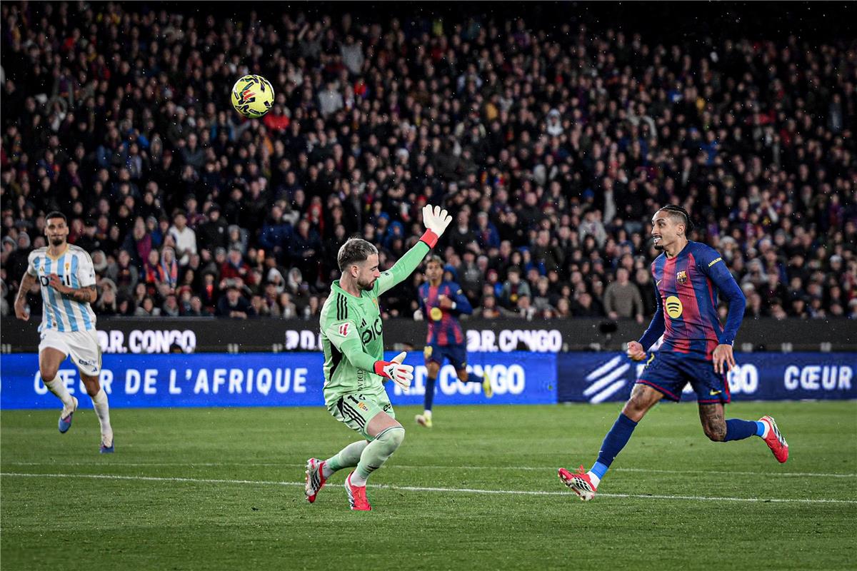 الدوري الإسباني... برشلونة يهزم ليفانتي برباعية ويعزز صدارته بالعلامة الكاملة