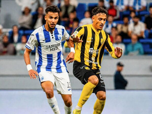 البطولة: « ريمونتادا » اتحاد طنجة أمام المغرب الفاسي تمنحه النقاط الثلاث