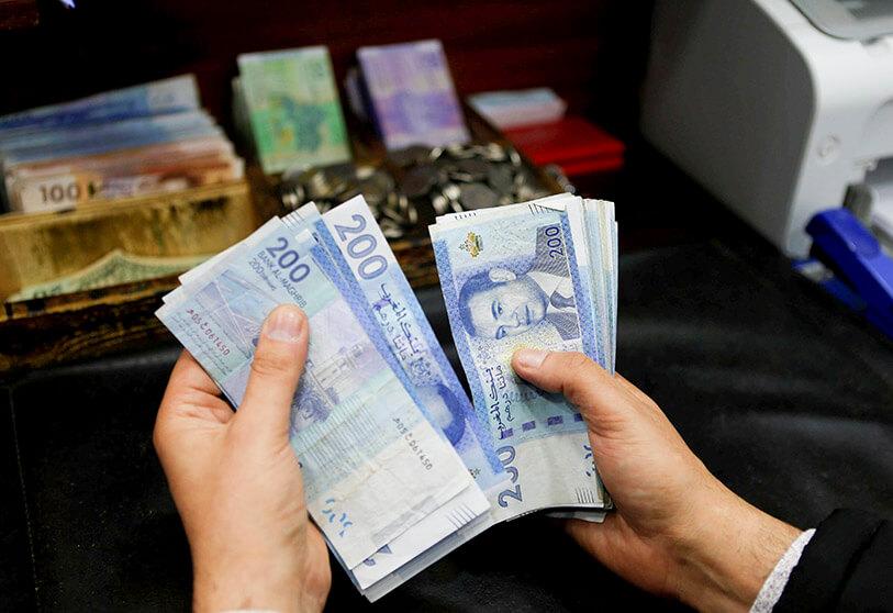 تقرير: المغاربة يفضلون "الكاش"... سحب النقود يمثل أكبر العمليات البنكية المنجزة عبر البطاقات 