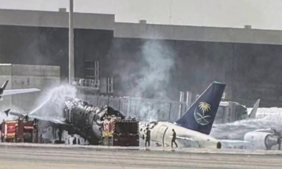 السعودية تعلن مقتل 12 شخصا وإصابة 309 في هجوم بصاروخ للحوثيين على مطار الرياض