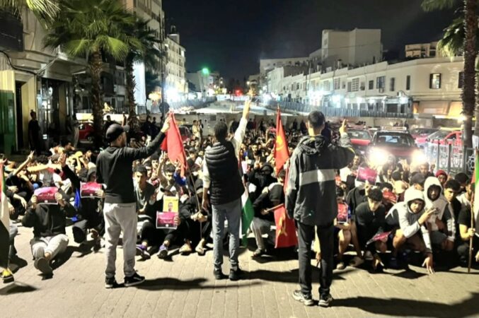 طلبة ظهر المهراز بفاس يحتجون ضد رسوم الجامعات ويحذرون من تسليع الشهادات