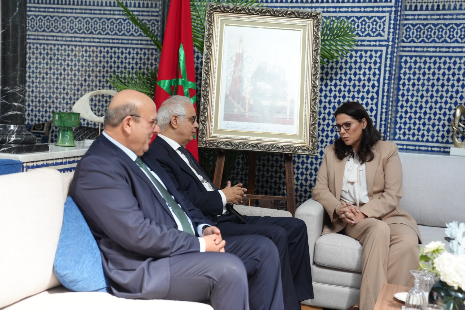 5000 درهم لدعم الزواج وضريبة 40% على الريع يغيبان عن البرنامج الحكومي.. ماذا بقي من وعود الاستقلال؟